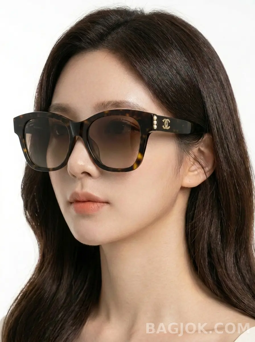 CHANEL 오버사이즈 스퀘어 Sunglasses_대표이미지