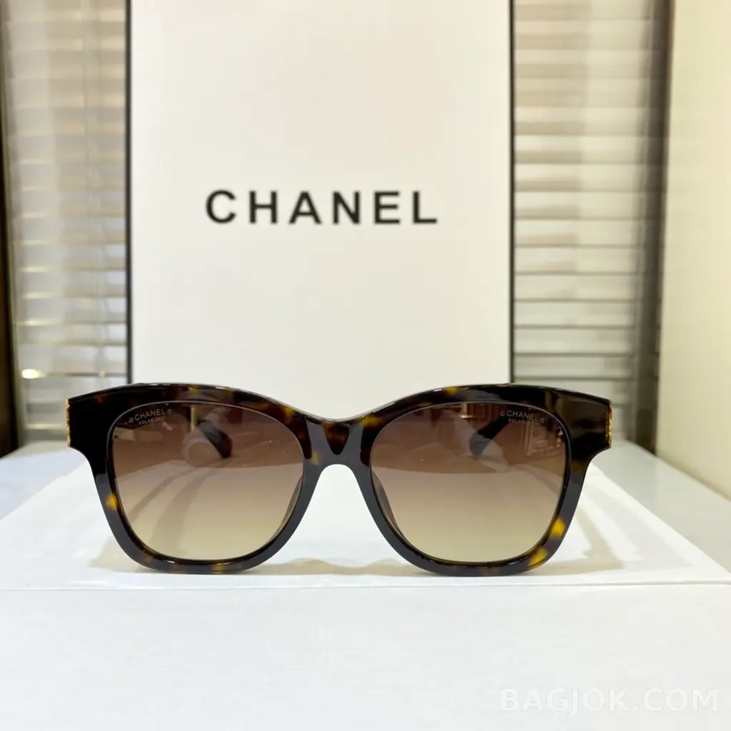 샤넬 CHANEL 오버사이즈 스퀘어 Sunglasses 상세 이미지