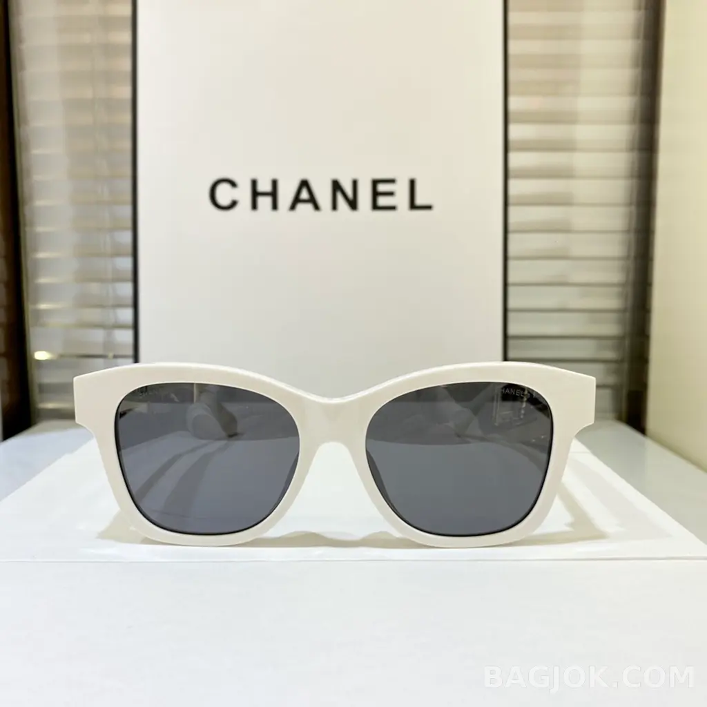 샤넬 CHANEL 오버사이즈 스퀘어 Sunglasses 상세 이미지