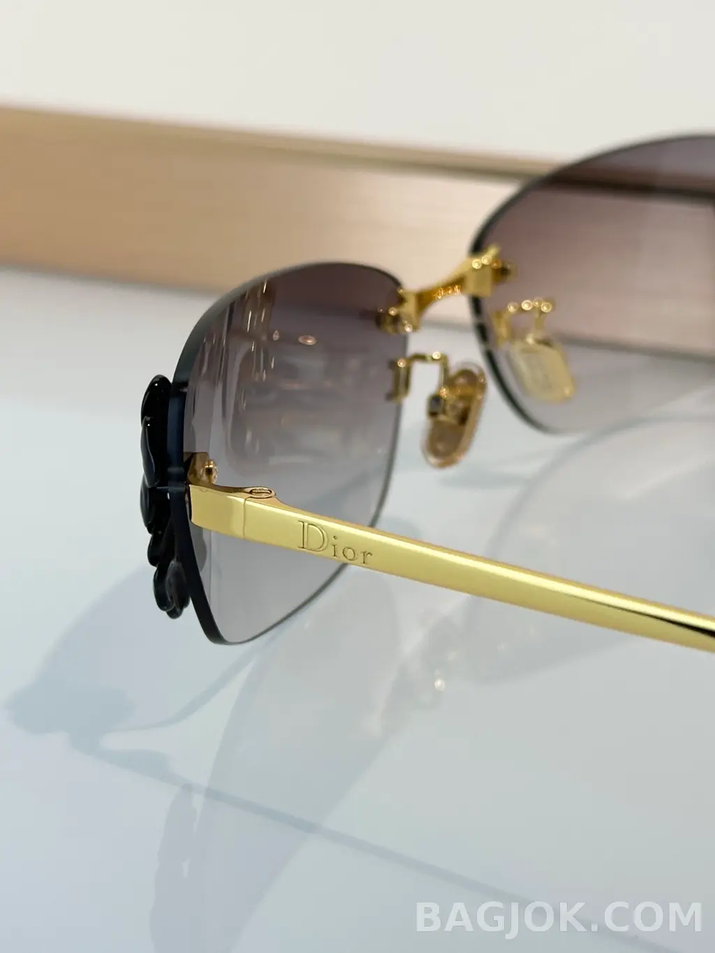 디올 DIOR 클로버 무테 Sunglasses 상세 이미지