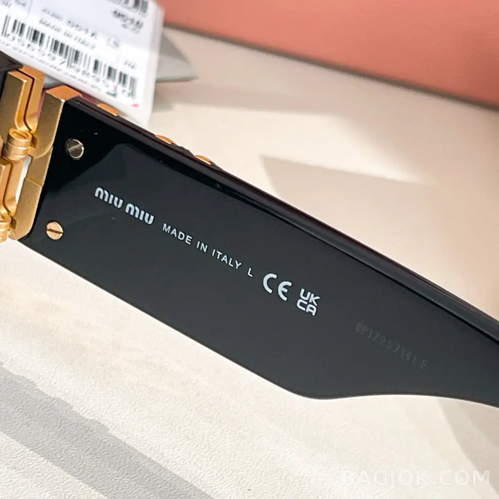 미우미우 MIU MIU SMU11W 오벌 Sunglasses 상세 이미지