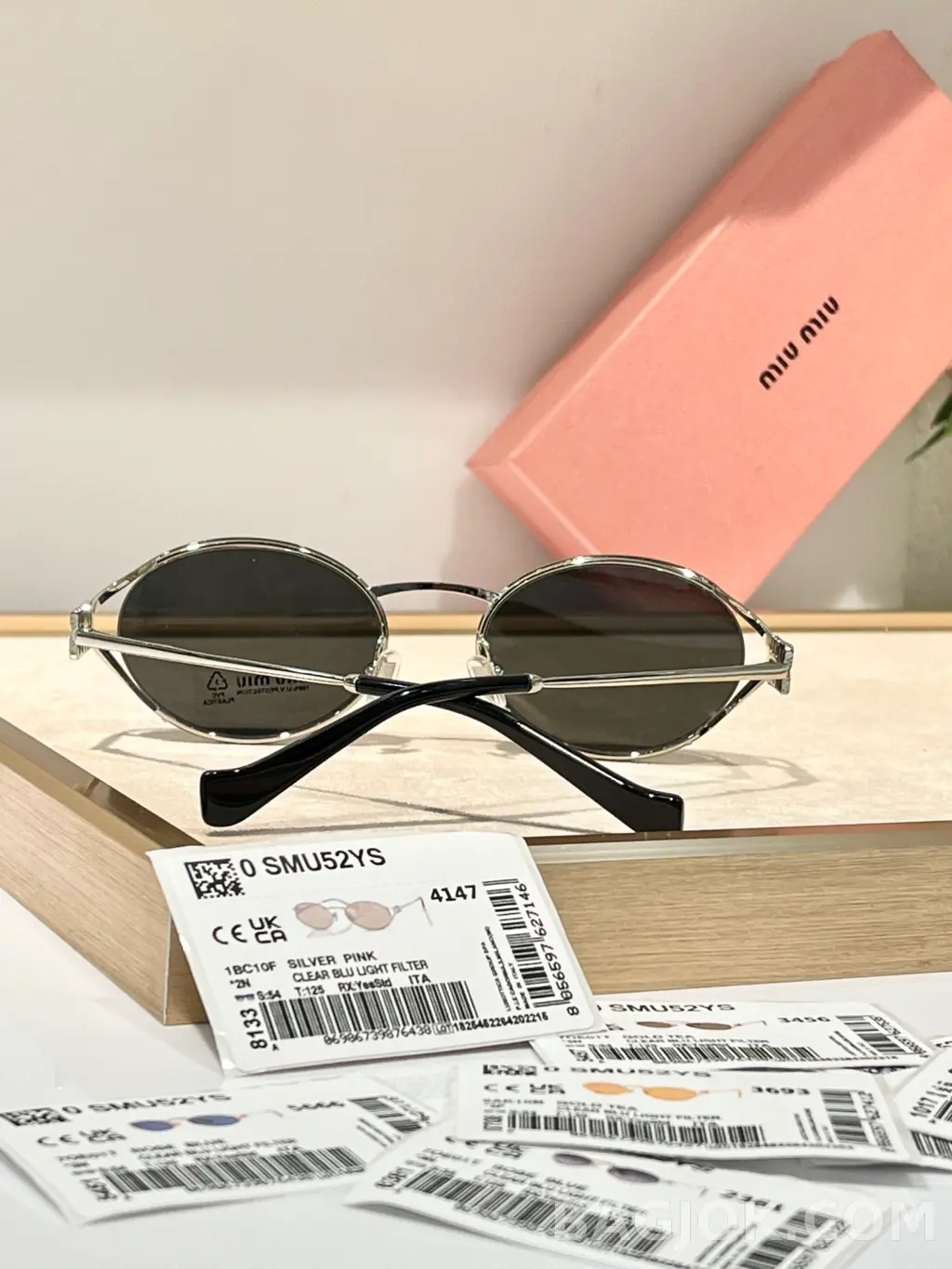 미우미우 MIU MIU SMU52Y 오벌 메탈 Sunglasses 상세 이미지