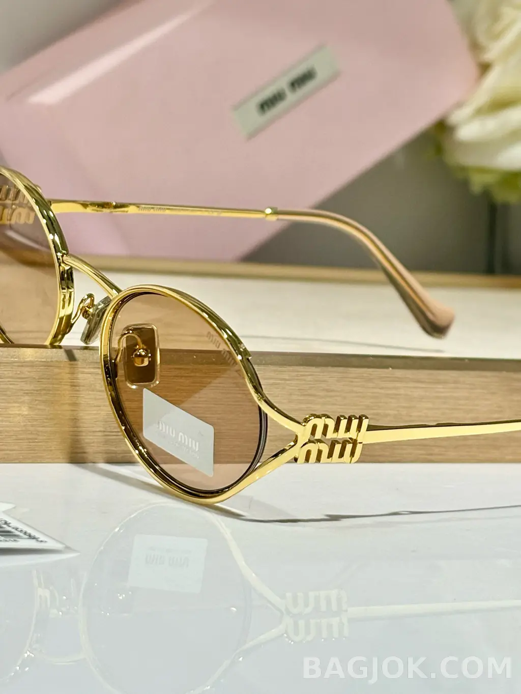 미우미우 MIU MIU SMU52Y 오벌 메탈 Sunglasses 상세 이미지