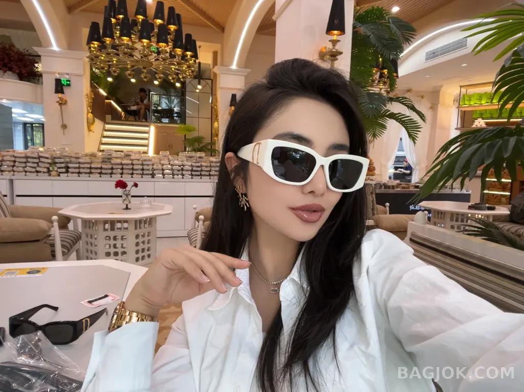 디올 Dior CD Diamond S11F Sunglasses 상세 이미지