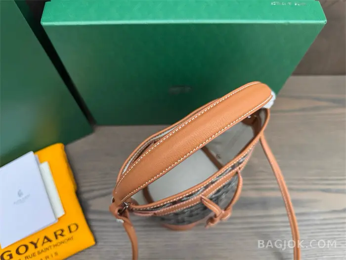 고야드 GOYARD 쁘띠플로 미니 버킷백 상세 이미지