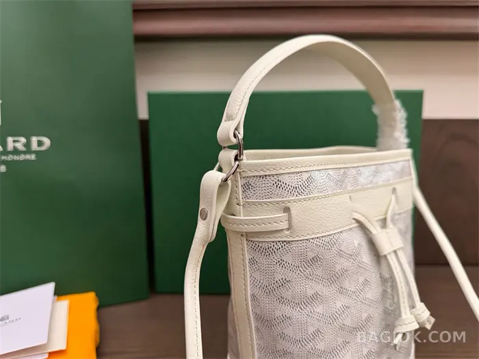 고야드 GOYARD 쁘띠플로 미니 버킷백 상세 이미지