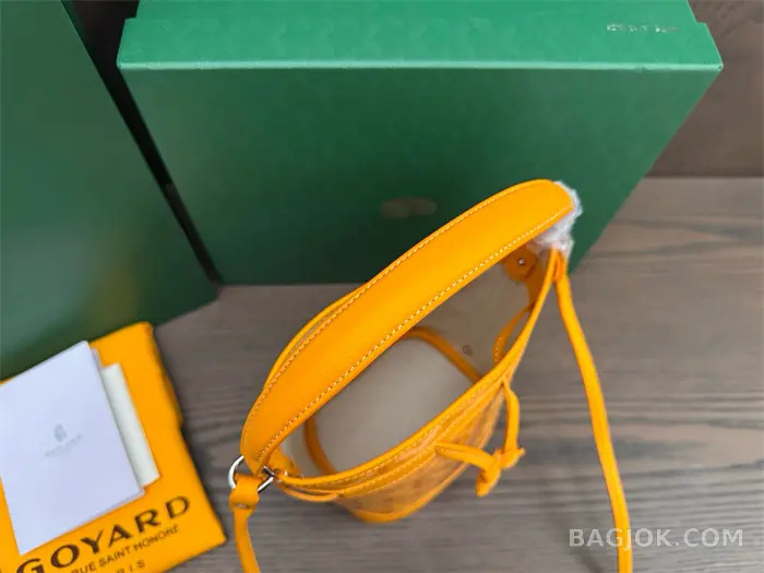 고야드 GOYARD 쁘띠플로 미니 버킷백 상세 이미지