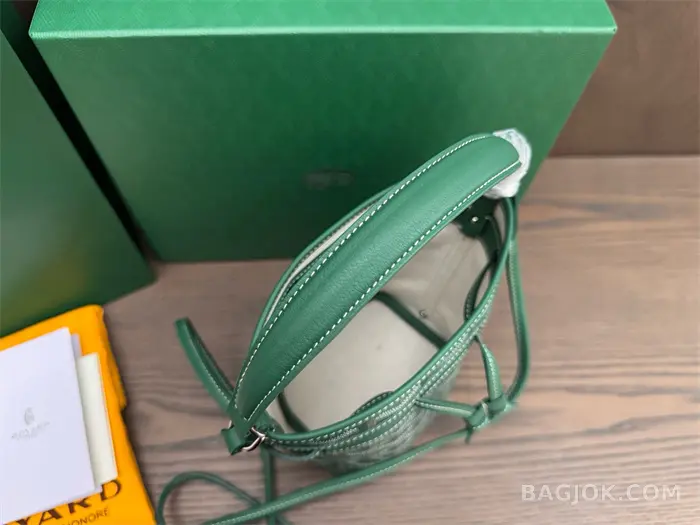 고야드 GOYARD 쁘띠플로 미니 버킷백 상세 이미지