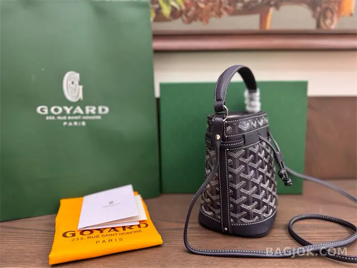 고야드 GOYARD 쁘띠플로 미니 버킷백 상세 이미지