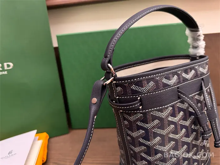 고야드 GOYARD 쁘띠플로 미니 버킷백 상세 이미지