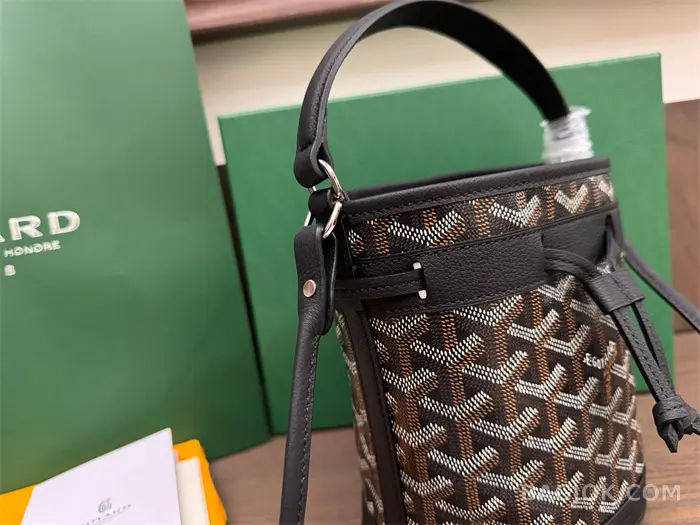 고야드 GOYARD 쁘띠플로 미니 버킷백 상세 이미지