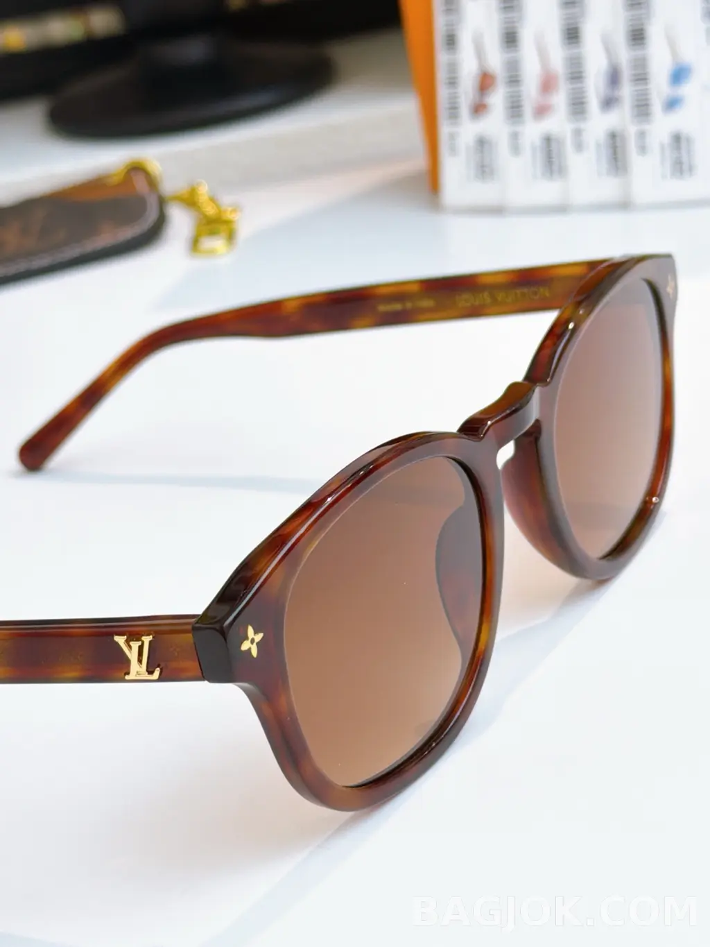 루이비통 Louis Vuitton Z2811W Sunglasses 상세 이미지