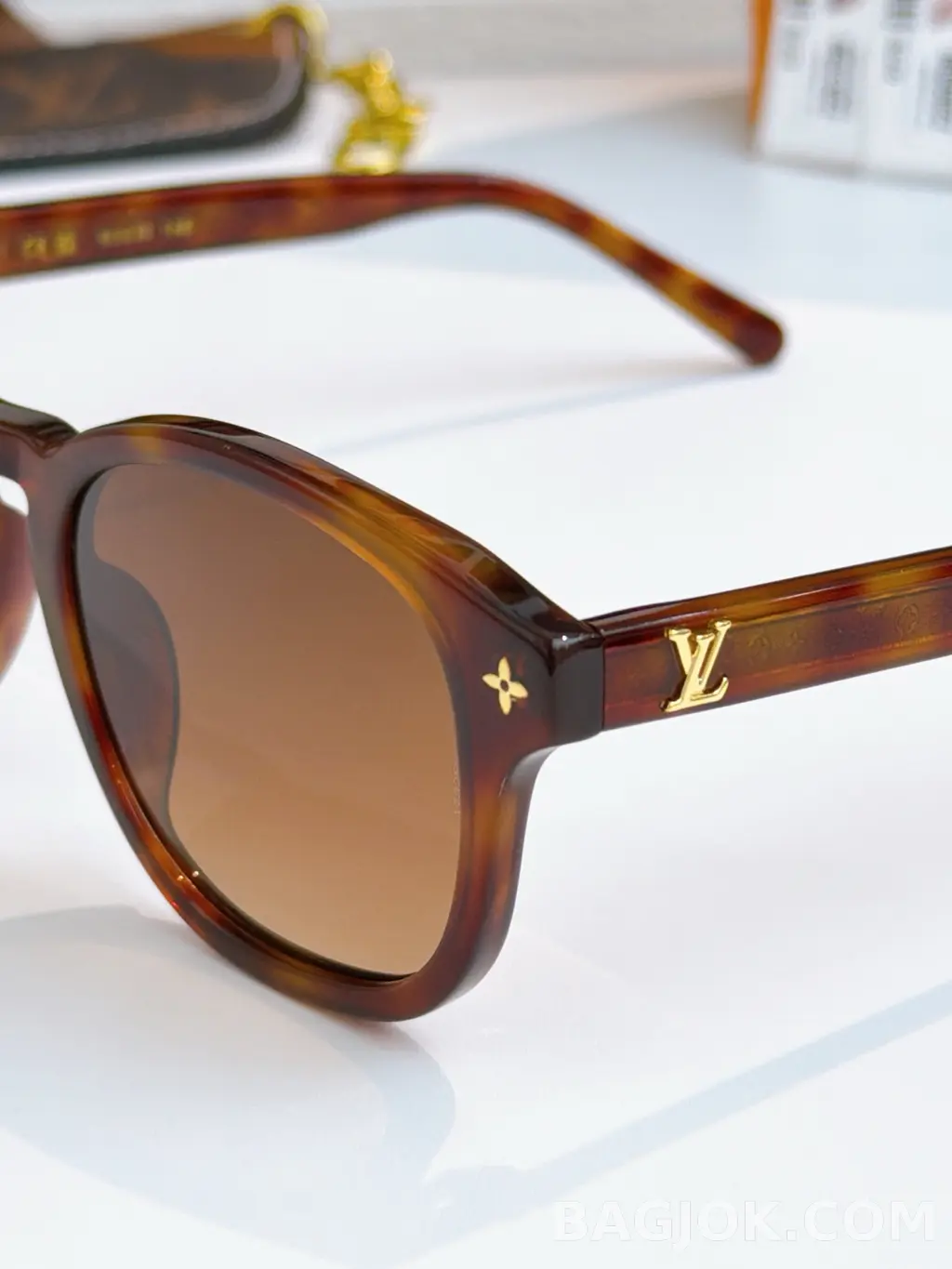루이비통 Louis Vuitton Z2811W Sunglasses 상세 이미지