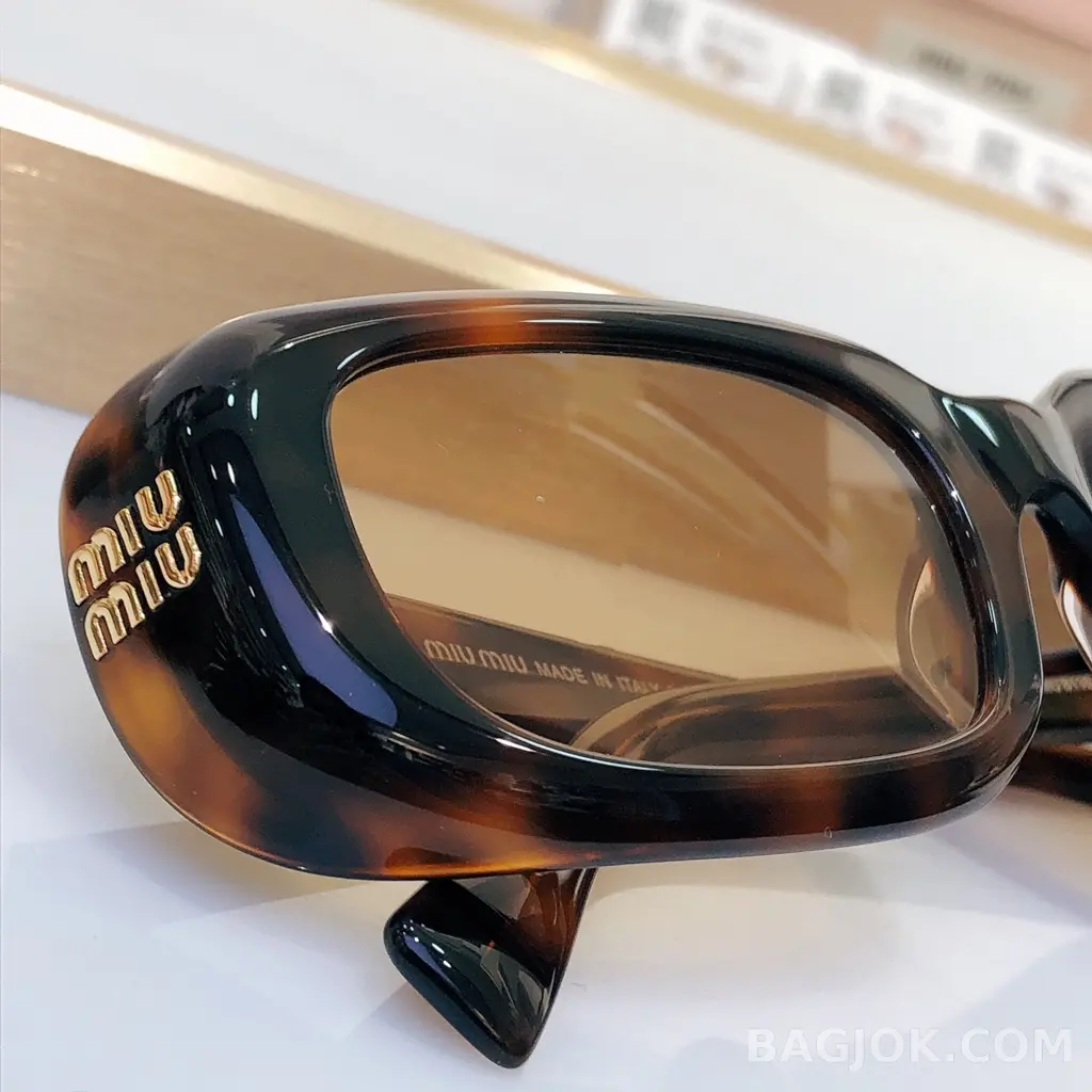 미우미우 MiuMiu MU-B13S Sunglasses 상세 이미지