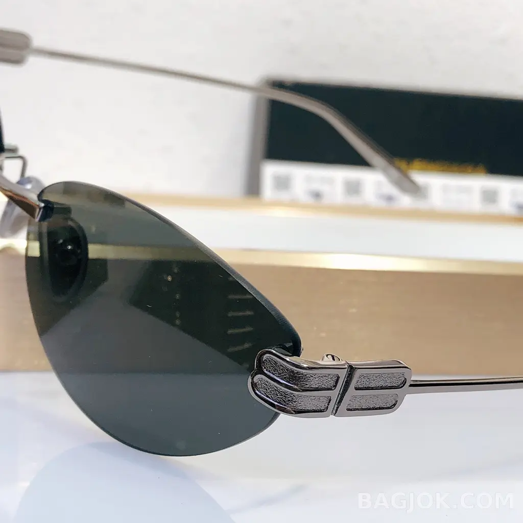 발렌시아가 Balenciaga BB0486S Rimless Sunglasses 상세 이미지