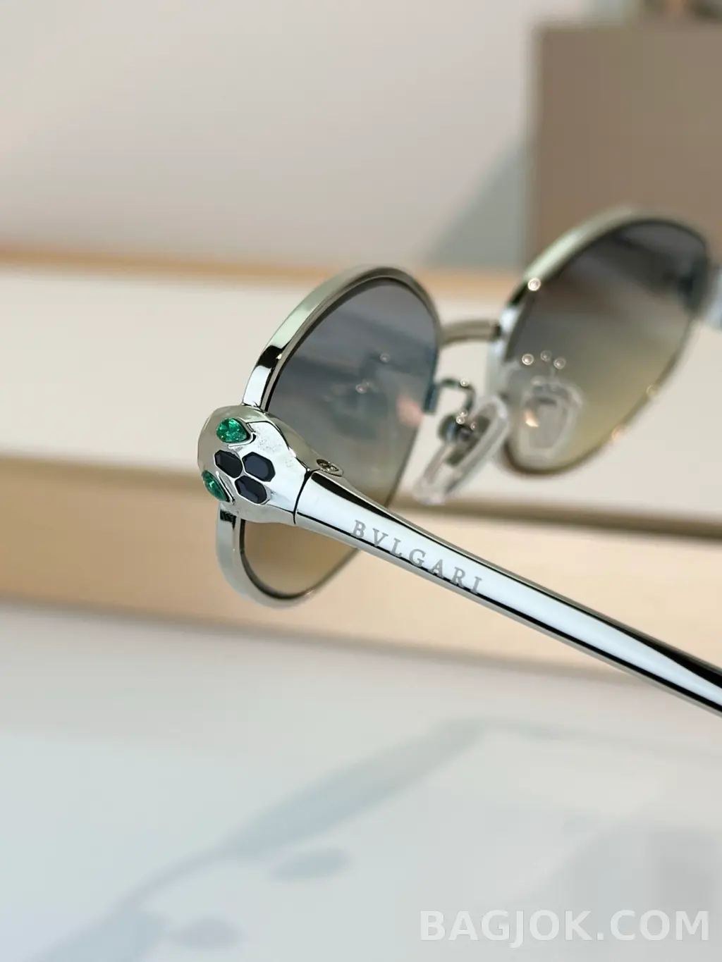 불가리 Bvlgari Serpenti BV400113 Sunglasses 상세 이미지