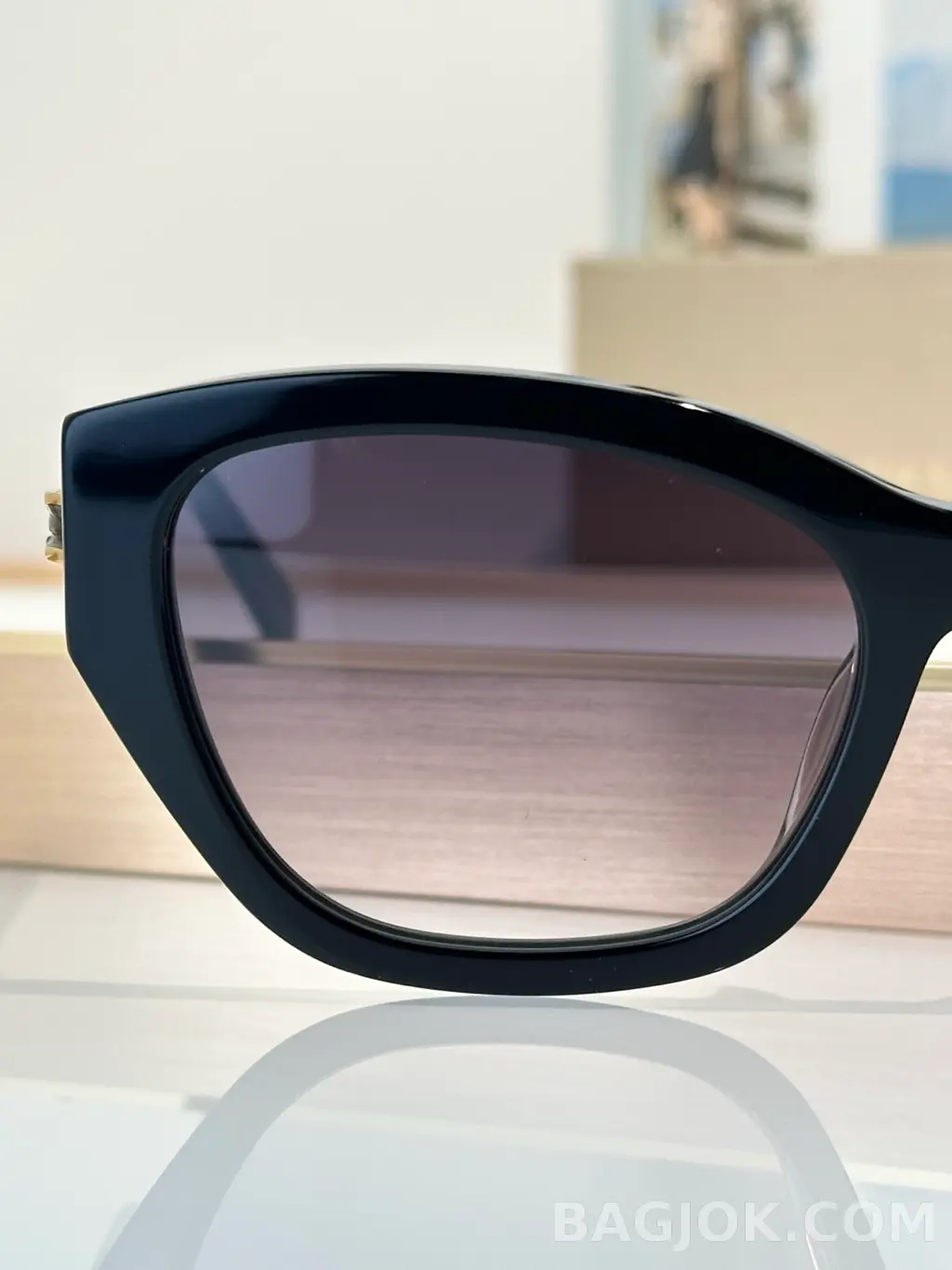 불가리 Bvlgari B.zero1 BV40061I Sunglasses 상세 이미지