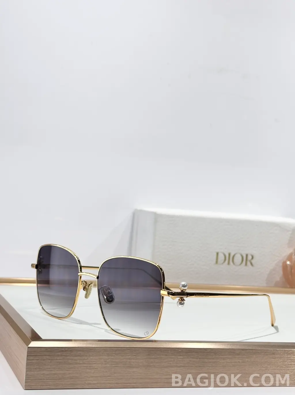 디올 Dior 펄 오버사이즈 스퀘어 Sunglasses 상세 이미지