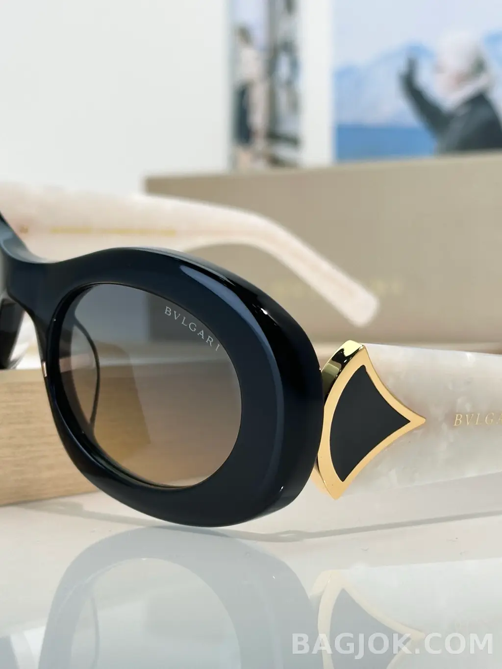 불가리 Bvlgari Divas' Dream BV40070I Sunglasses 상세 이미지