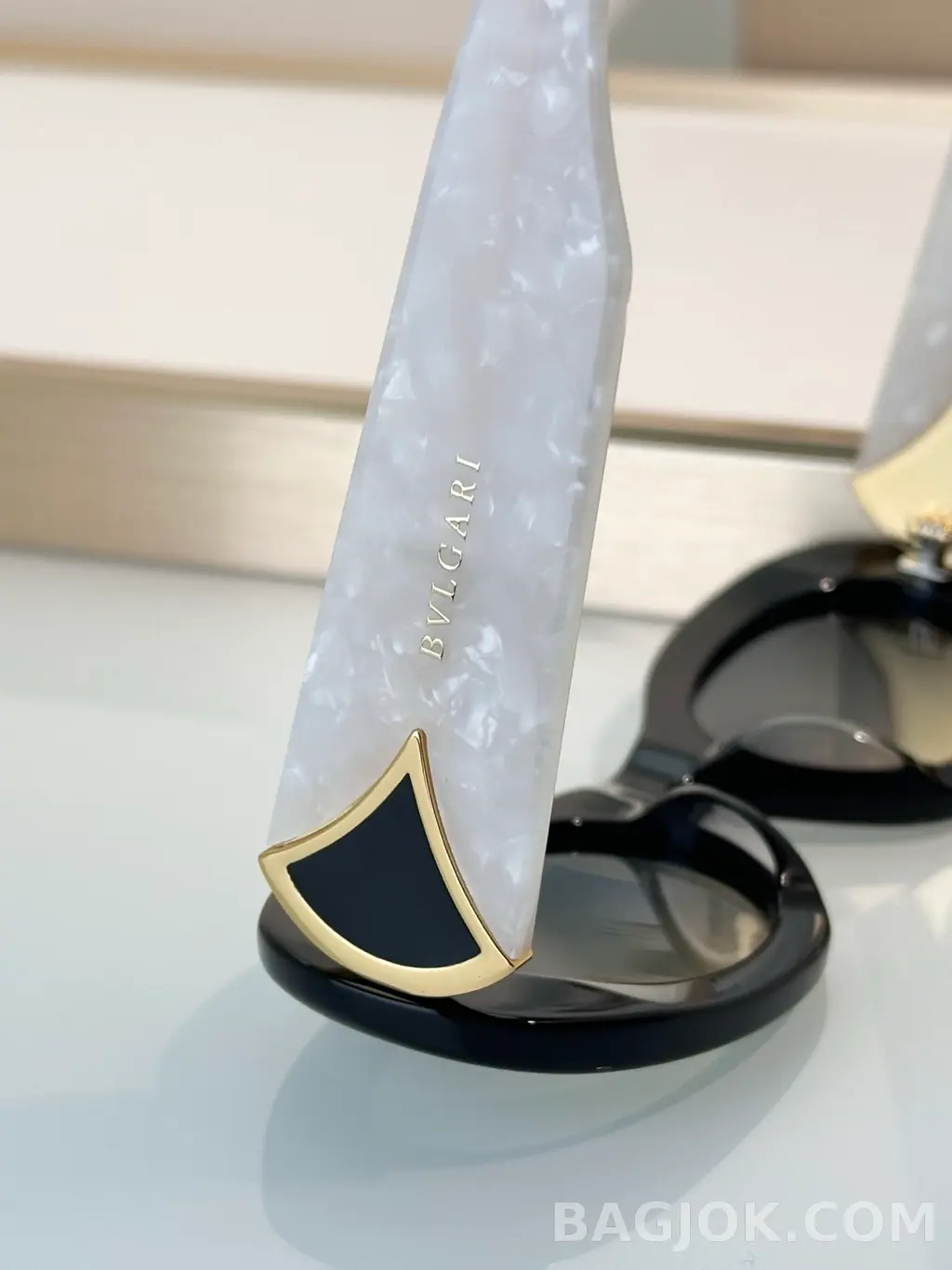 불가리 Bvlgari Divas' Dream BV40070I Sunglasses 상세 이미지