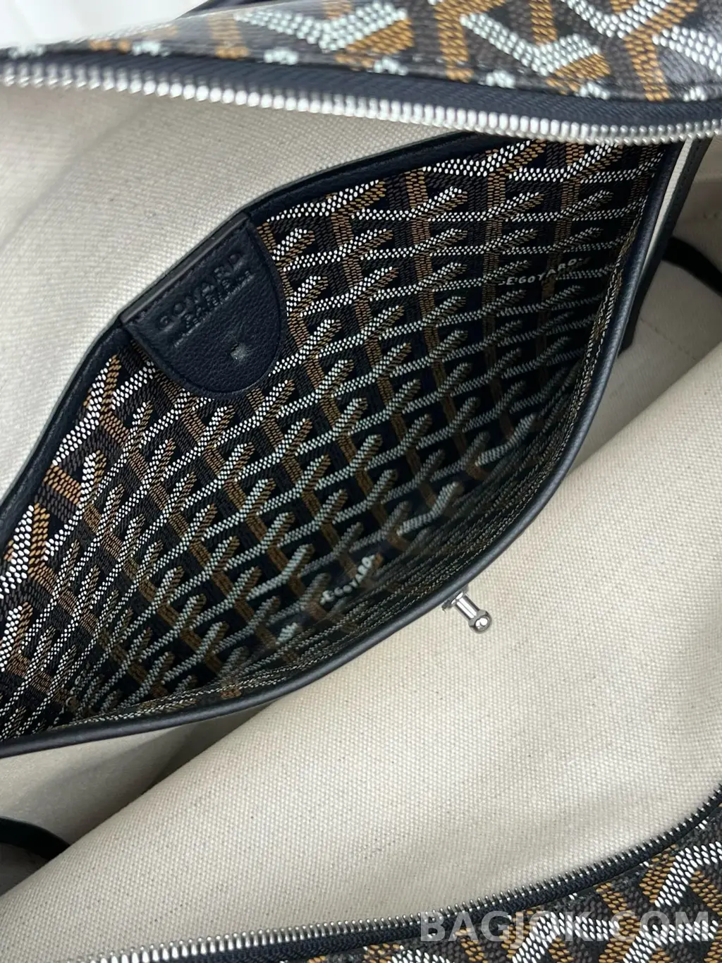 고야드 GOYARD 아르투아 PM 백 상세 이미지