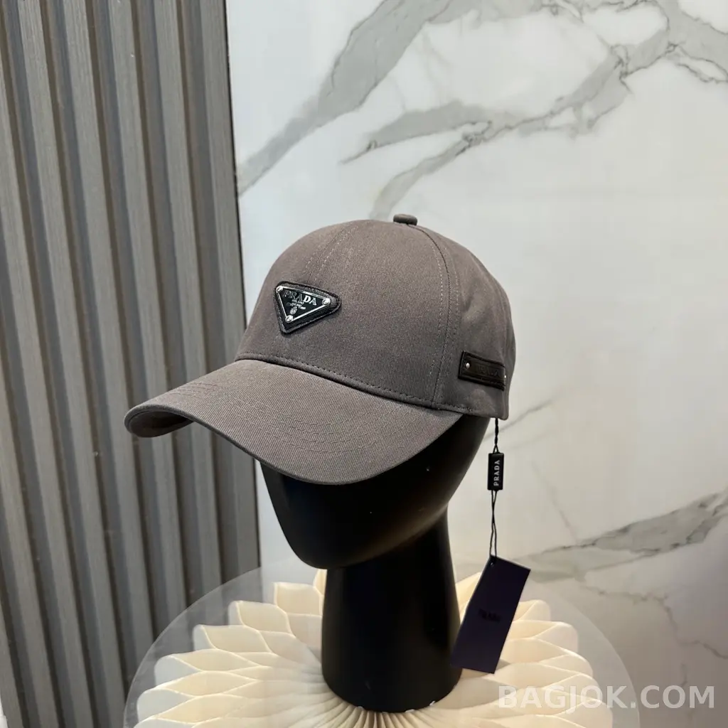 프라다 프라다 뉴스타일 베이스볼 캡 상세 이미지