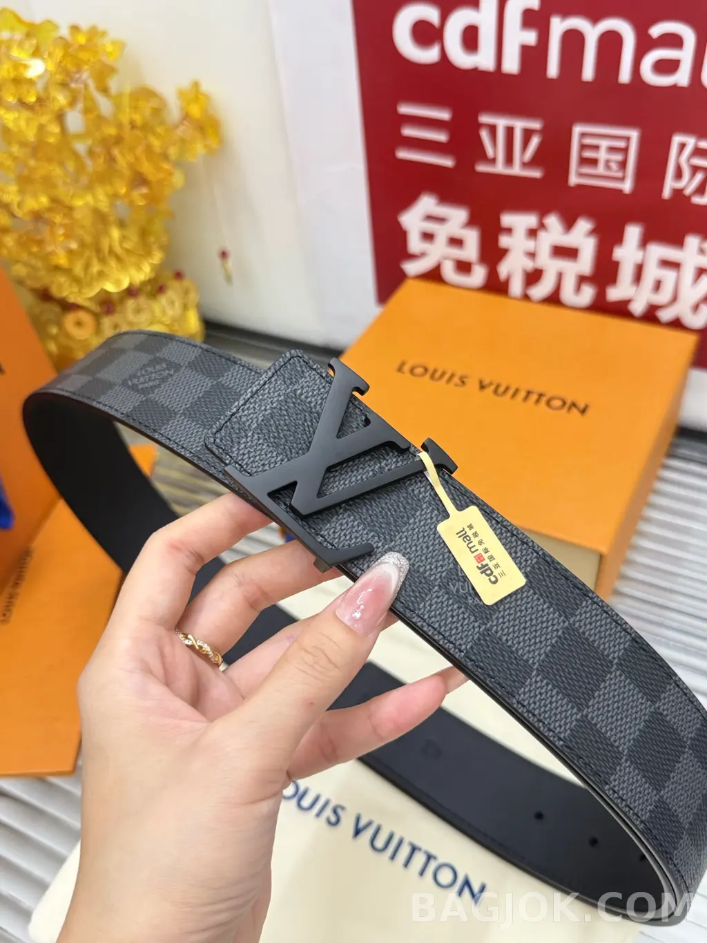 루이비통 루이비통 다미에 그라피트 패턴 벨트 4cm 상세 이미지