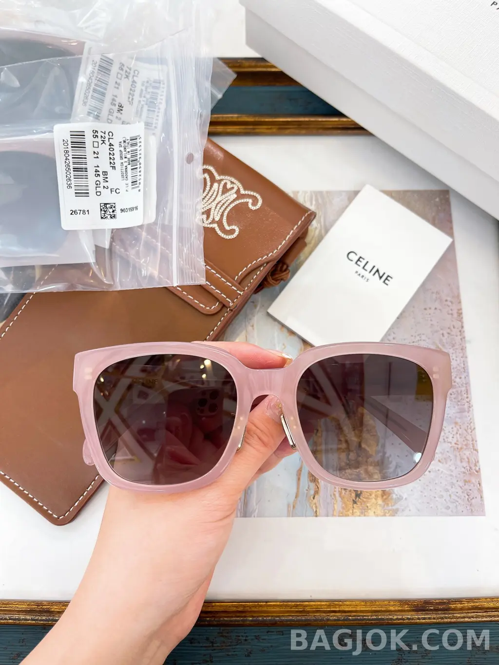 셀린느 Celine CL40222F 트리옹프 Sunglasses 상세 이미지