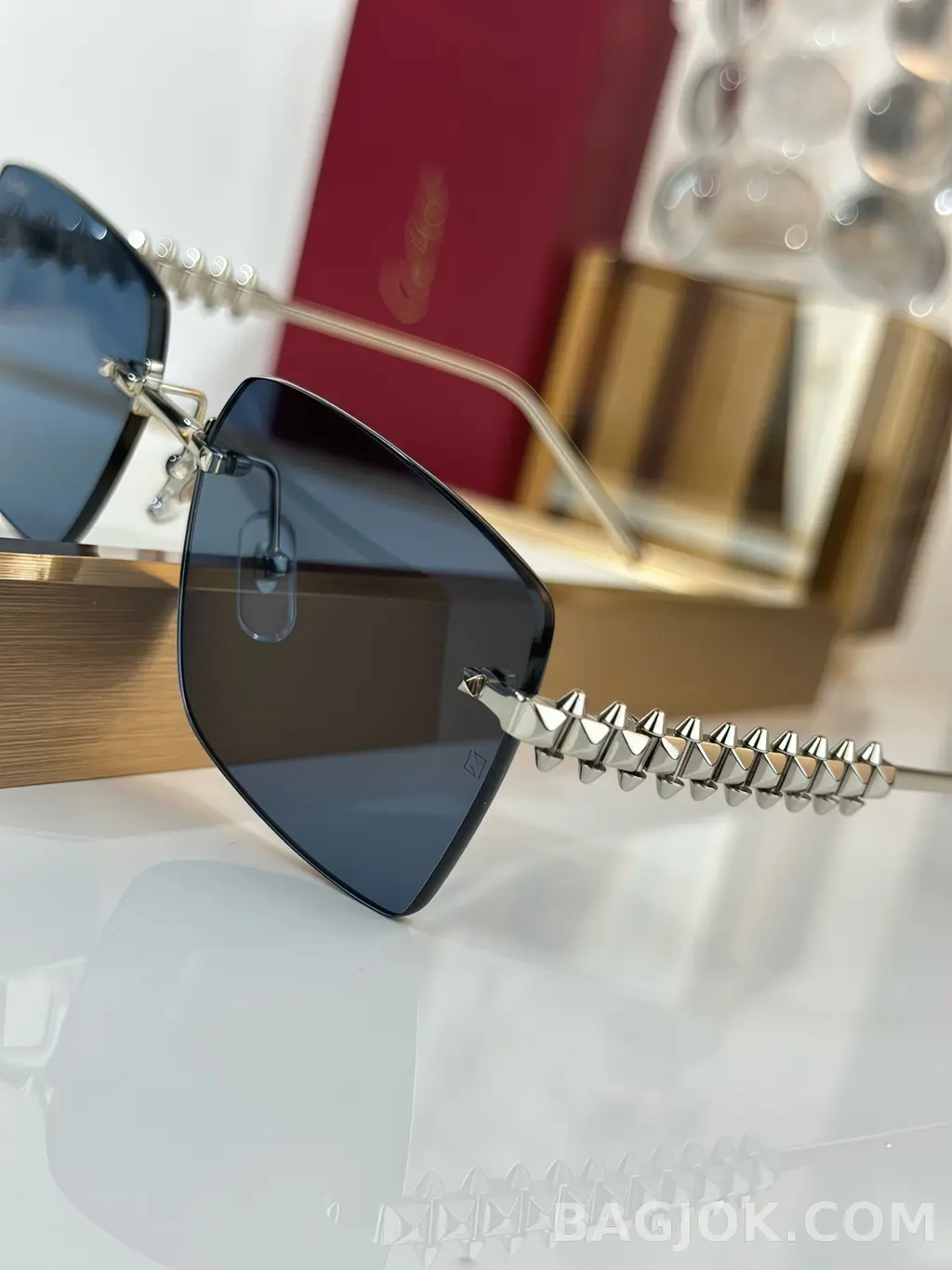 까르띠에 Cartier CT0545S 스파이크 Rimless Sunglasses 상세 이미지