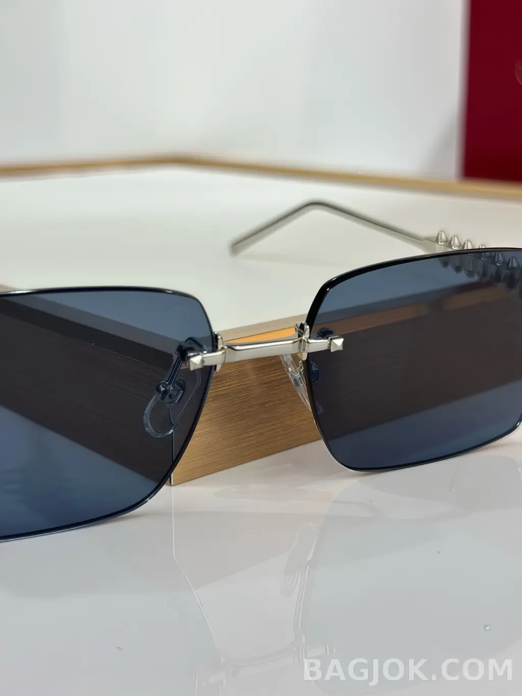 까르띠에 Cartier CT0545S 스파이크 Rimless Sunglasses 상세 이미지