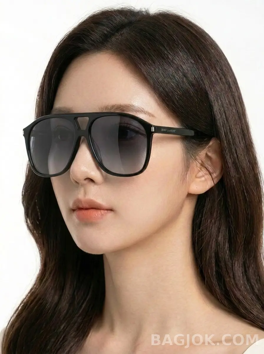 블랙 & 블랙