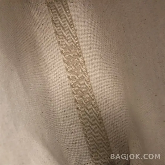 고야드 GOYARD 콘티 파우치 상세 이미지