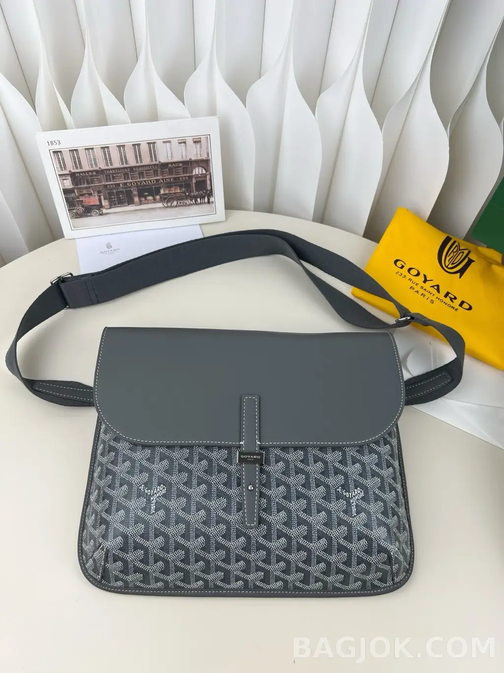 고야드 GOYARD 쿠르지에 메신저백 상세 이미지