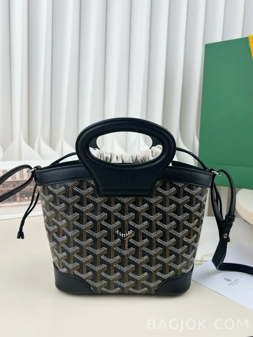 고야드 GOYARD 벨루가 미니백 상세 이미지