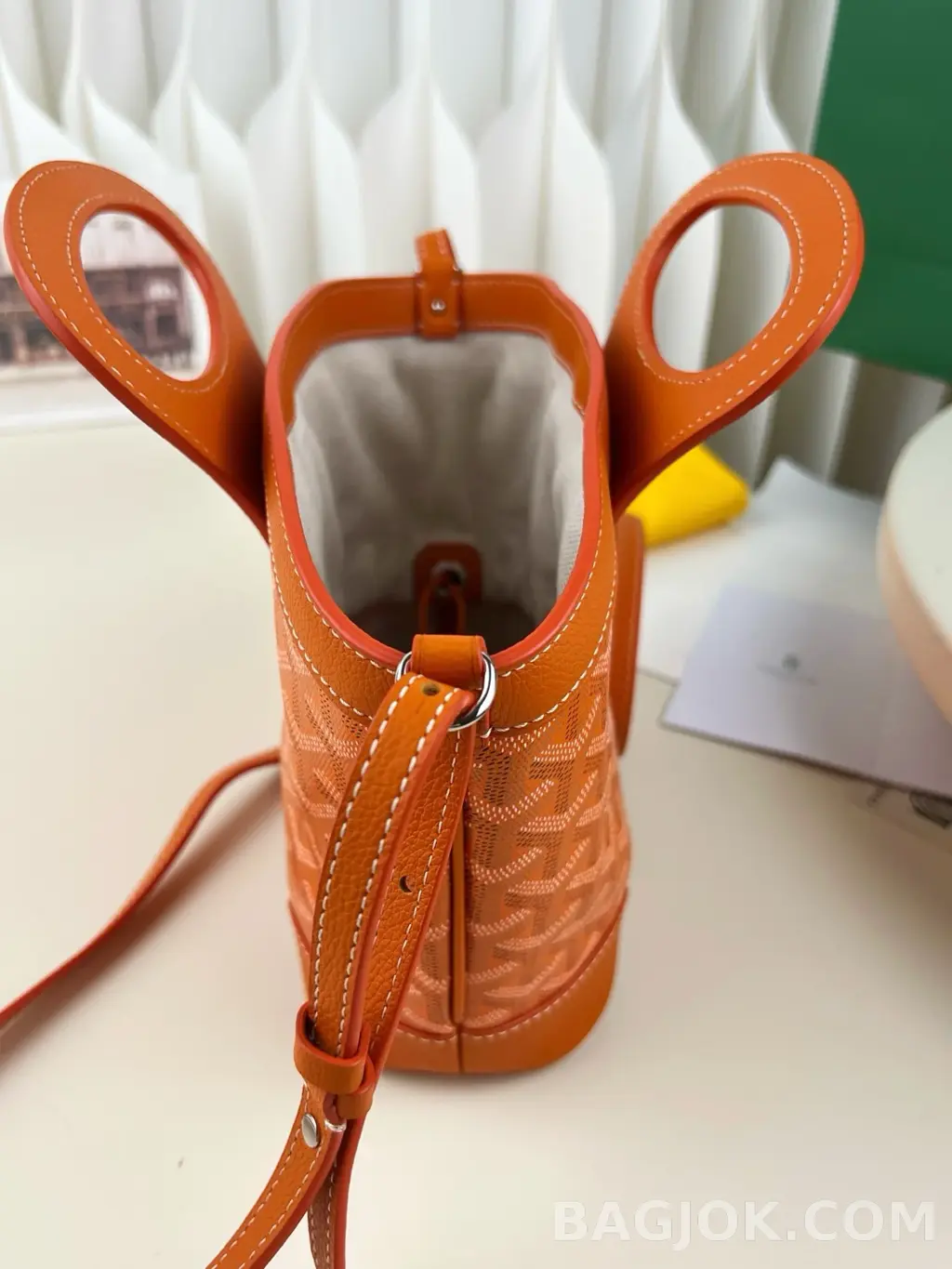 고야드 GOYARD 벨루가 미니백 상세 이미지