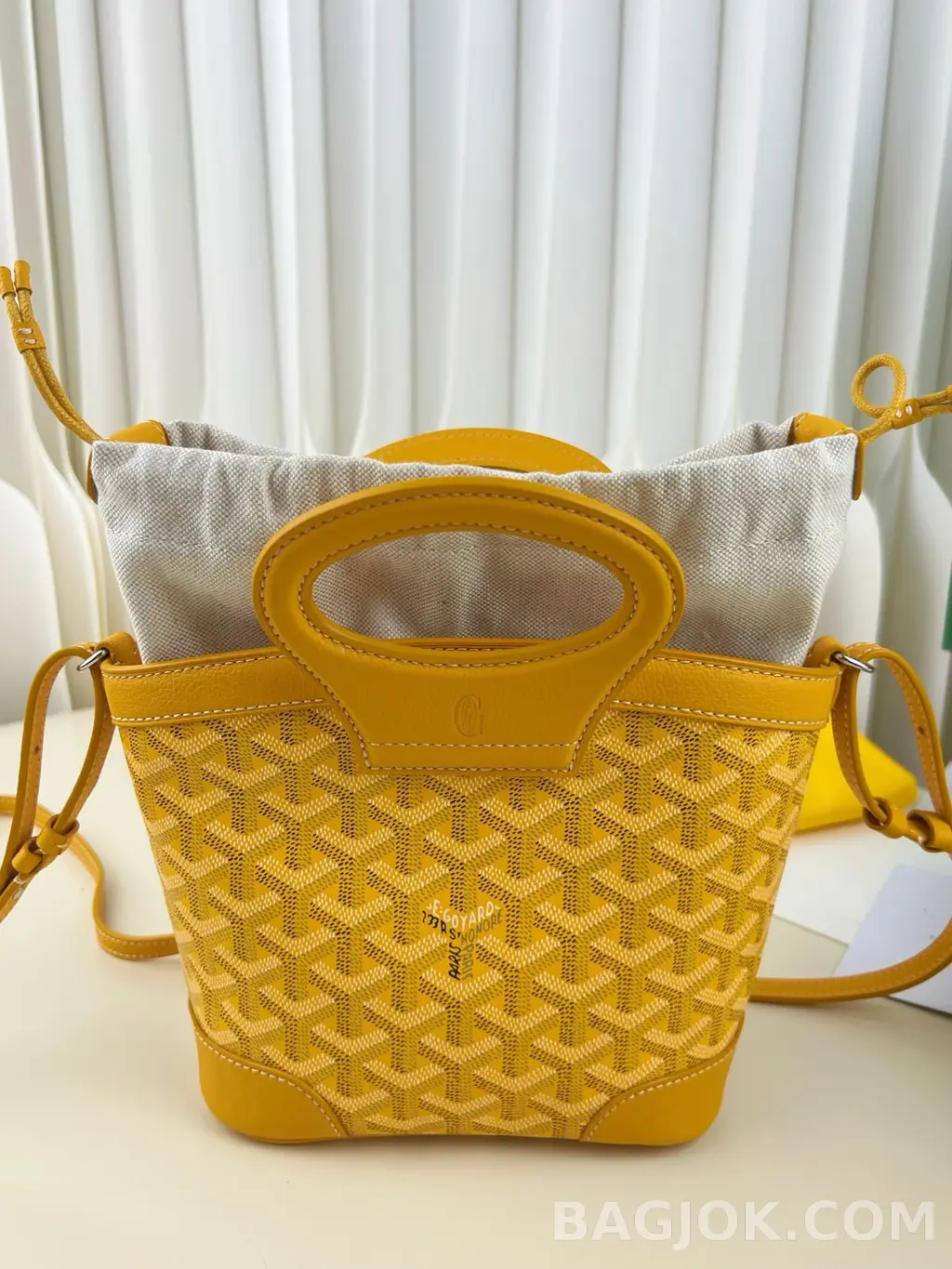 고야드 GOYARD 벨루가 미니백 상세 이미지