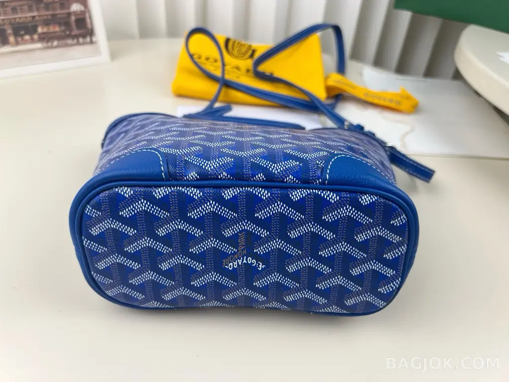 고야드 GOYARD 벨루가 미니백 상세 이미지