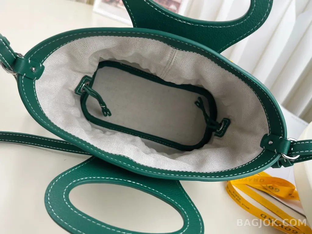 고야드 GOYARD 벨루가 미니백 상세 이미지