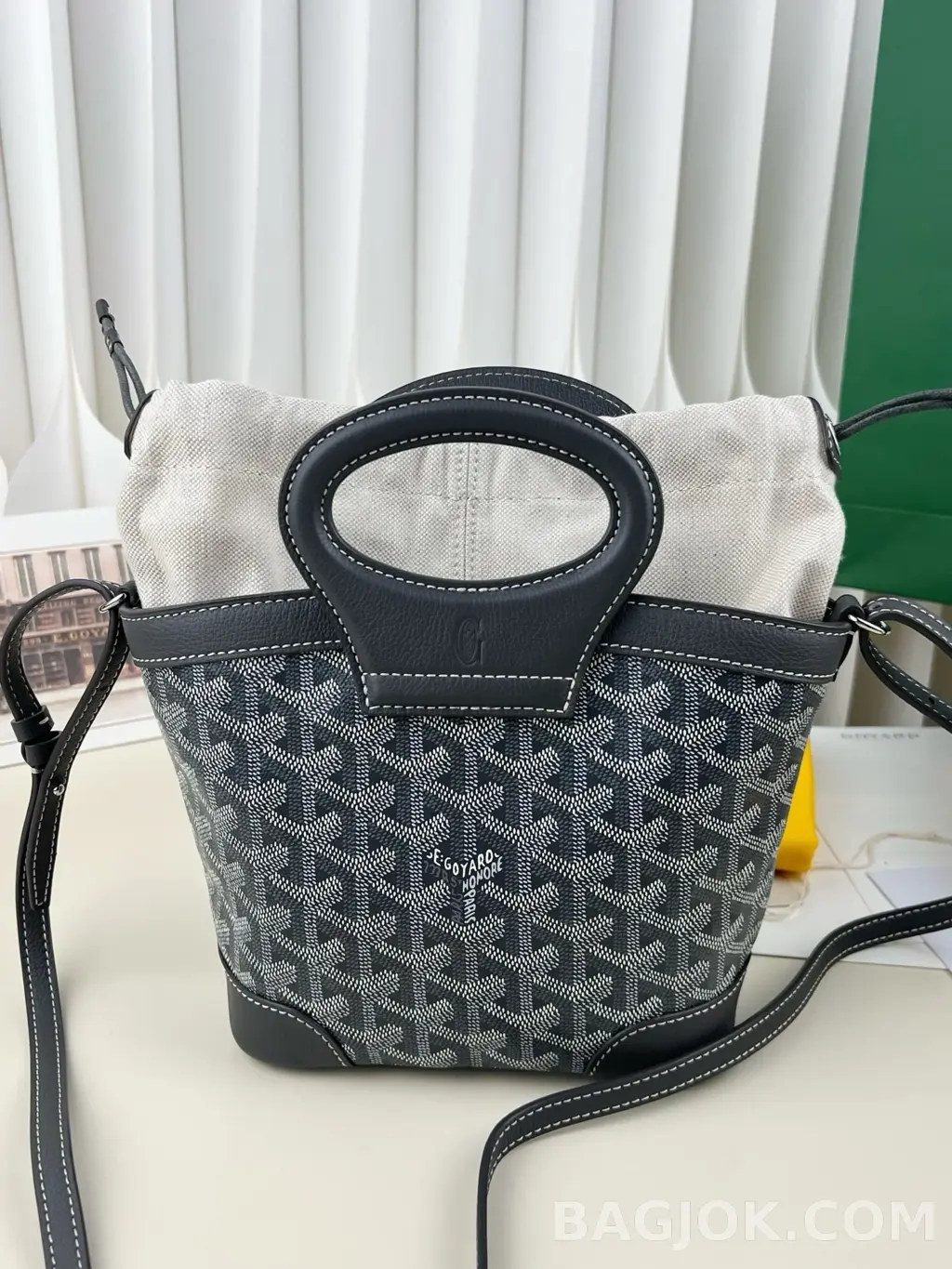 고야드 GOYARD 벨루가 미니백 상세 이미지