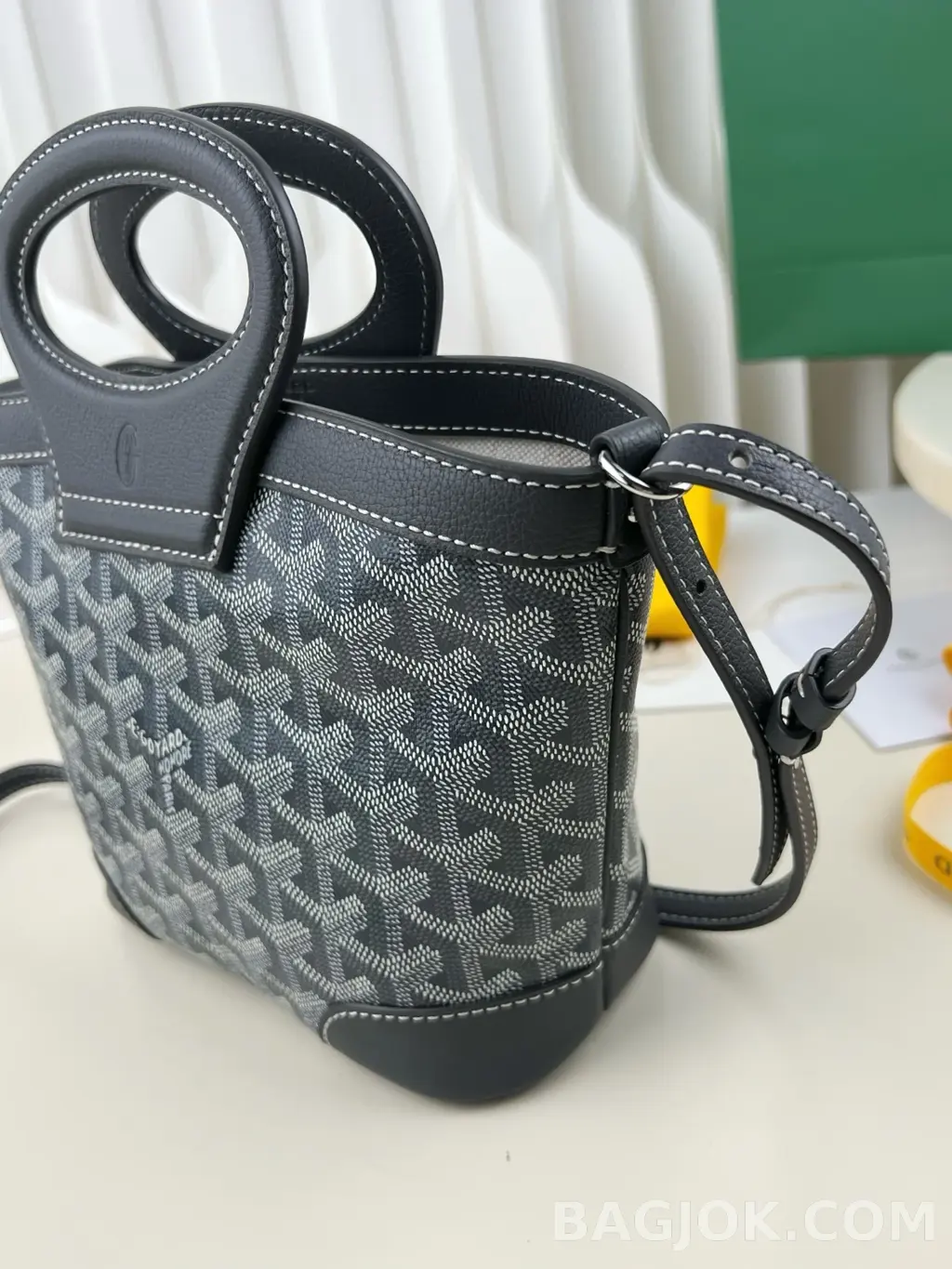 고야드 GOYARD 벨루가 미니백 상세 이미지