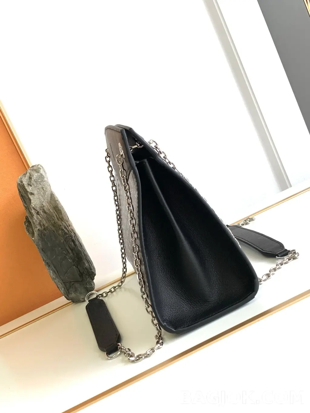 고야드 GOYARD 스트럭쳐 루엣뜨 백 PM 상세 이미지