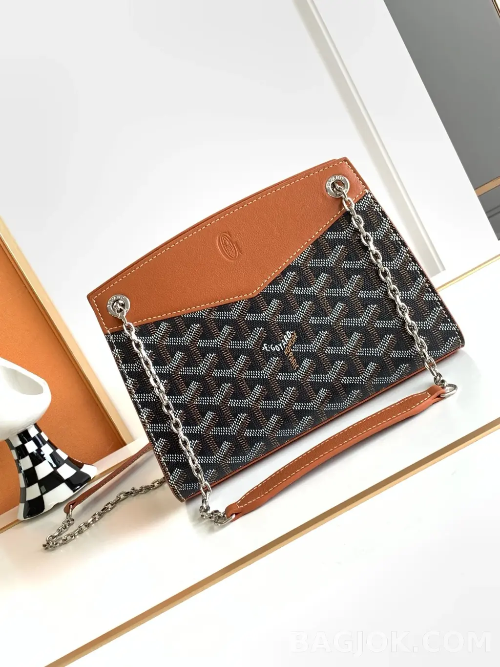 고야드 GOYARD 스트럭쳐 루엣뜨 백 PM 상세 이미지