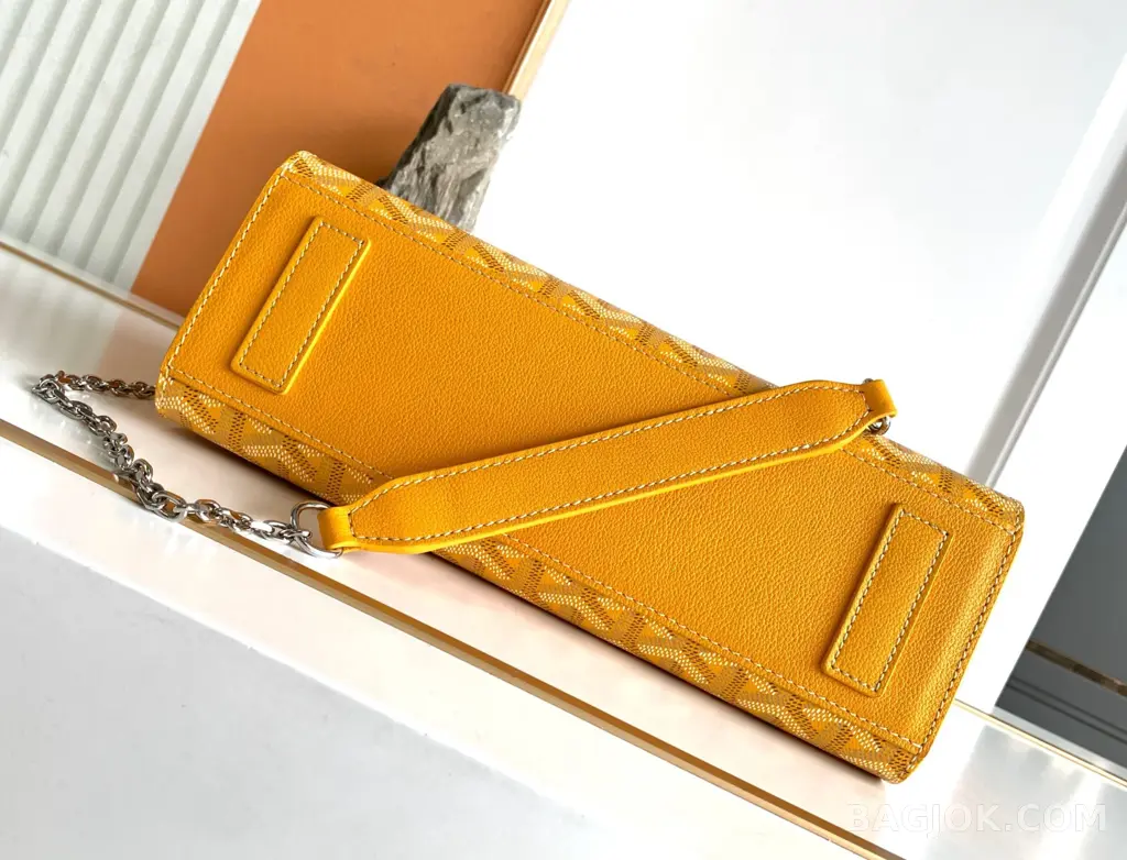 고야드 GOYARD 스트럭쳐 루엣뜨 백 PM 상세 이미지