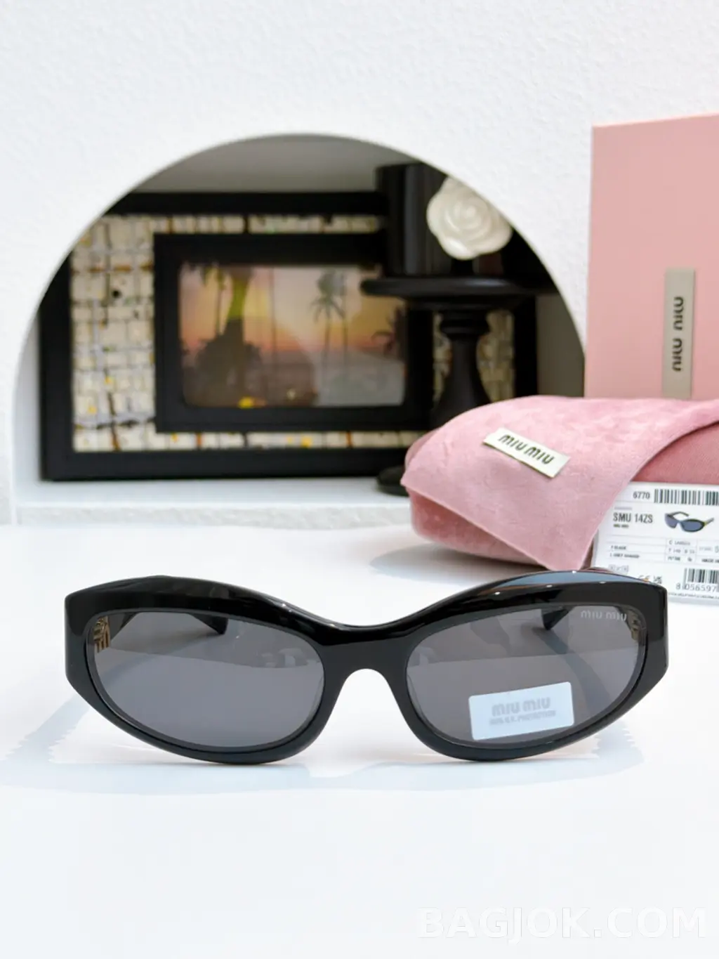 미우미우 MiuMiu SMU14ZS Sunglasses 상세 이미지