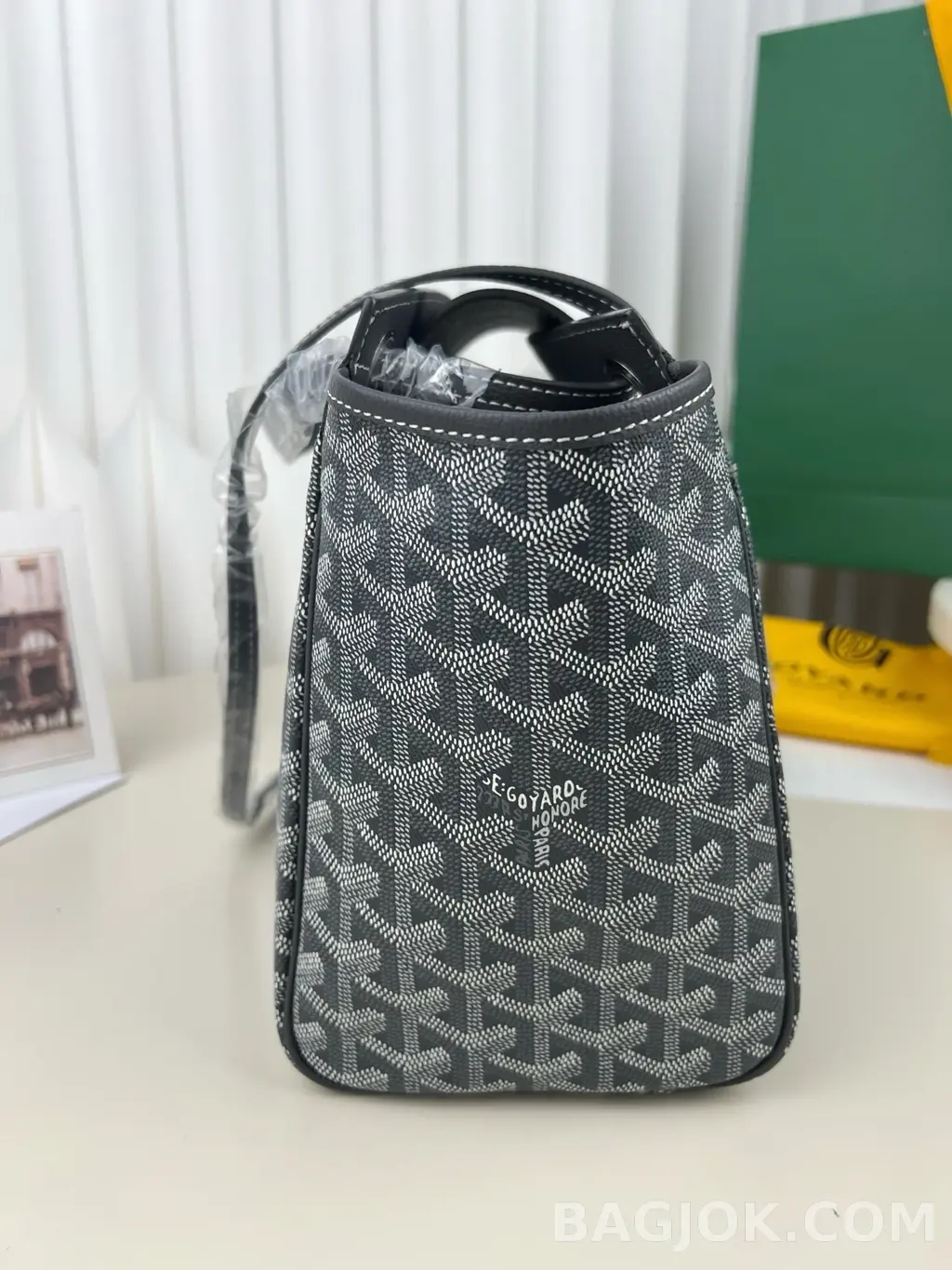 고야드 GOYARD 루엣뜨 백 PM 상세 이미지