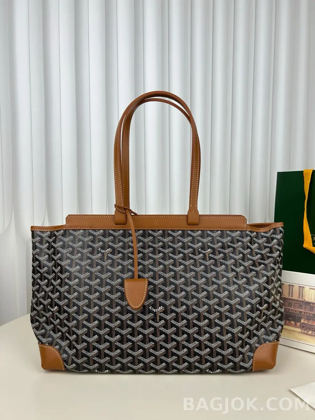 고야드 GOYARD 벨샤스 비유드 백 PM 상세 이미지