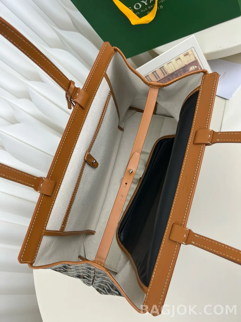 고야드 GOYARD 벨샤스 비유드 백 PM 상세 이미지