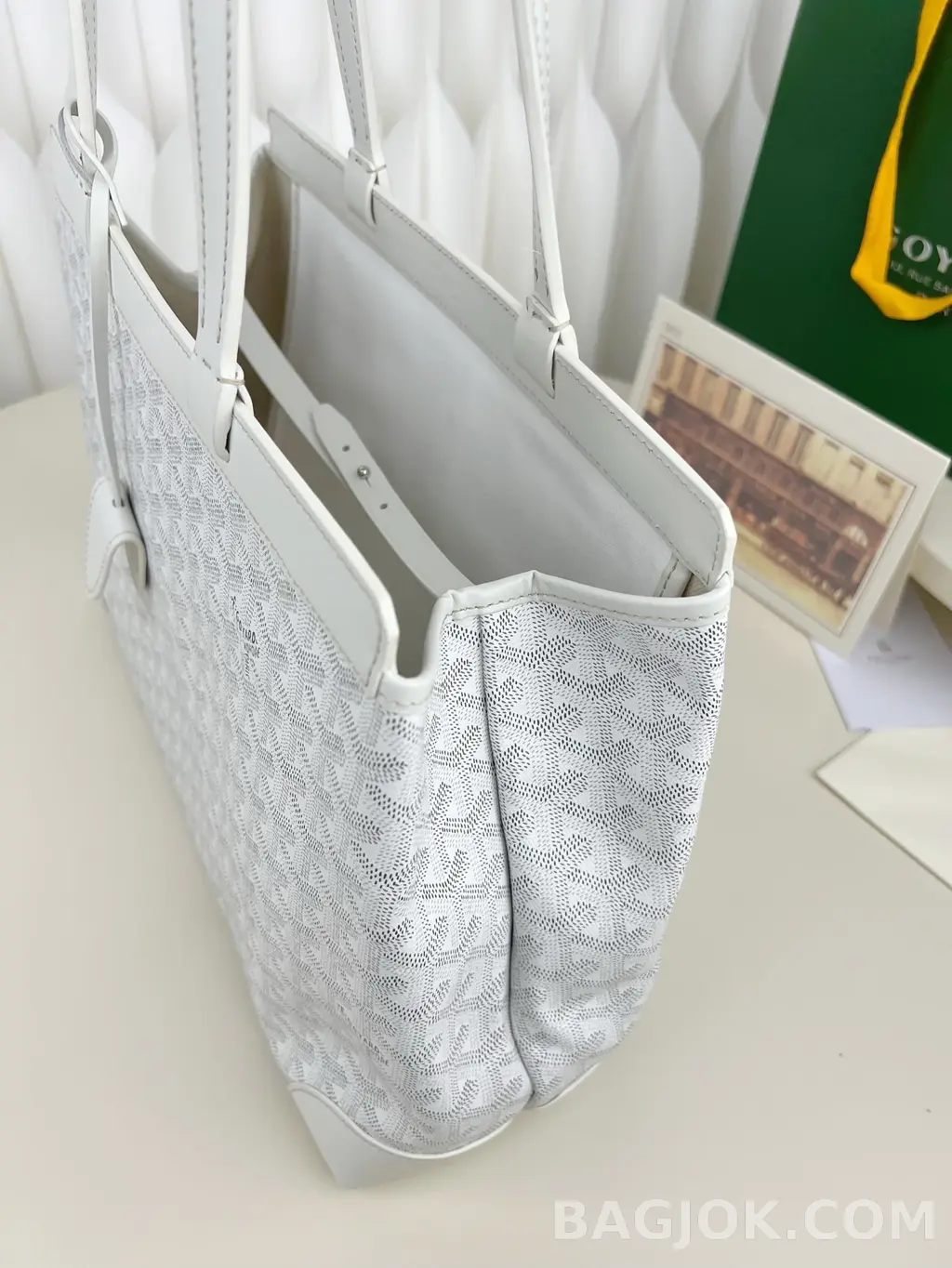 고야드 GOYARD 벨샤스 비유드 백 PM 상세 이미지