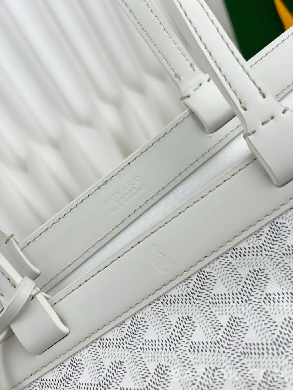 고야드 GOYARD 벨샤스 비유드 백 PM 상세 이미지