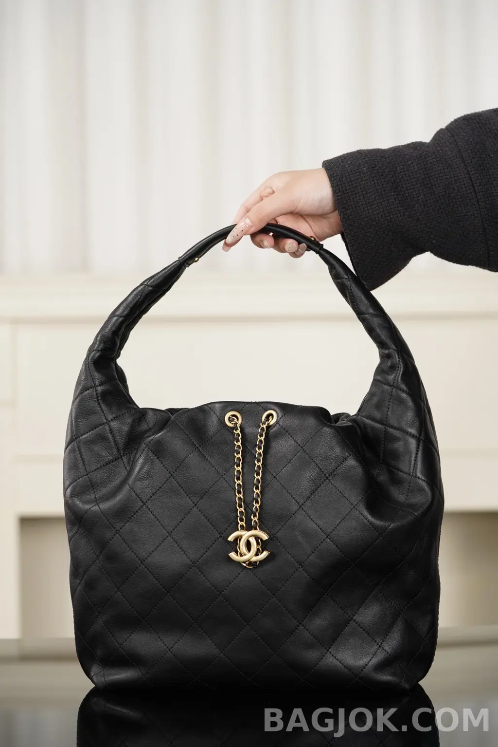 샤넬 CHANEL 크루즈 호보 라지 호보백 상세 이미지